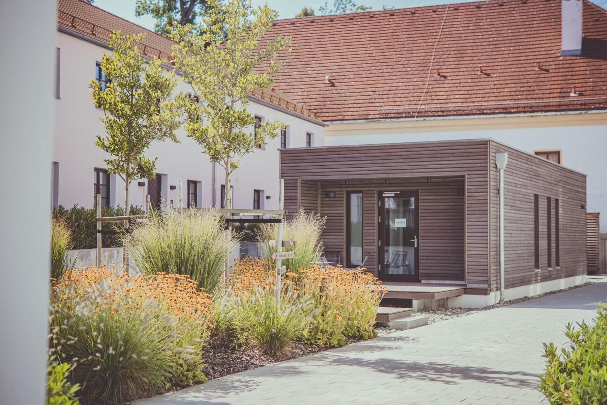 Mariandl Im Oberwirt Aparthotel Eggenfelden Exterior photo