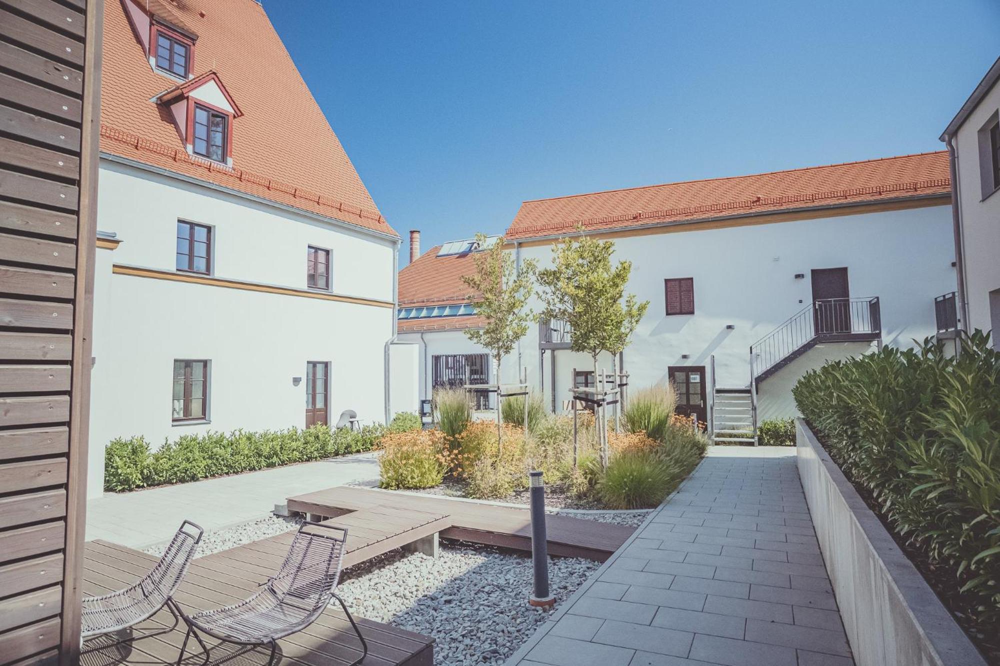 Mariandl Im Oberwirt Aparthotel Eggenfelden Exterior photo