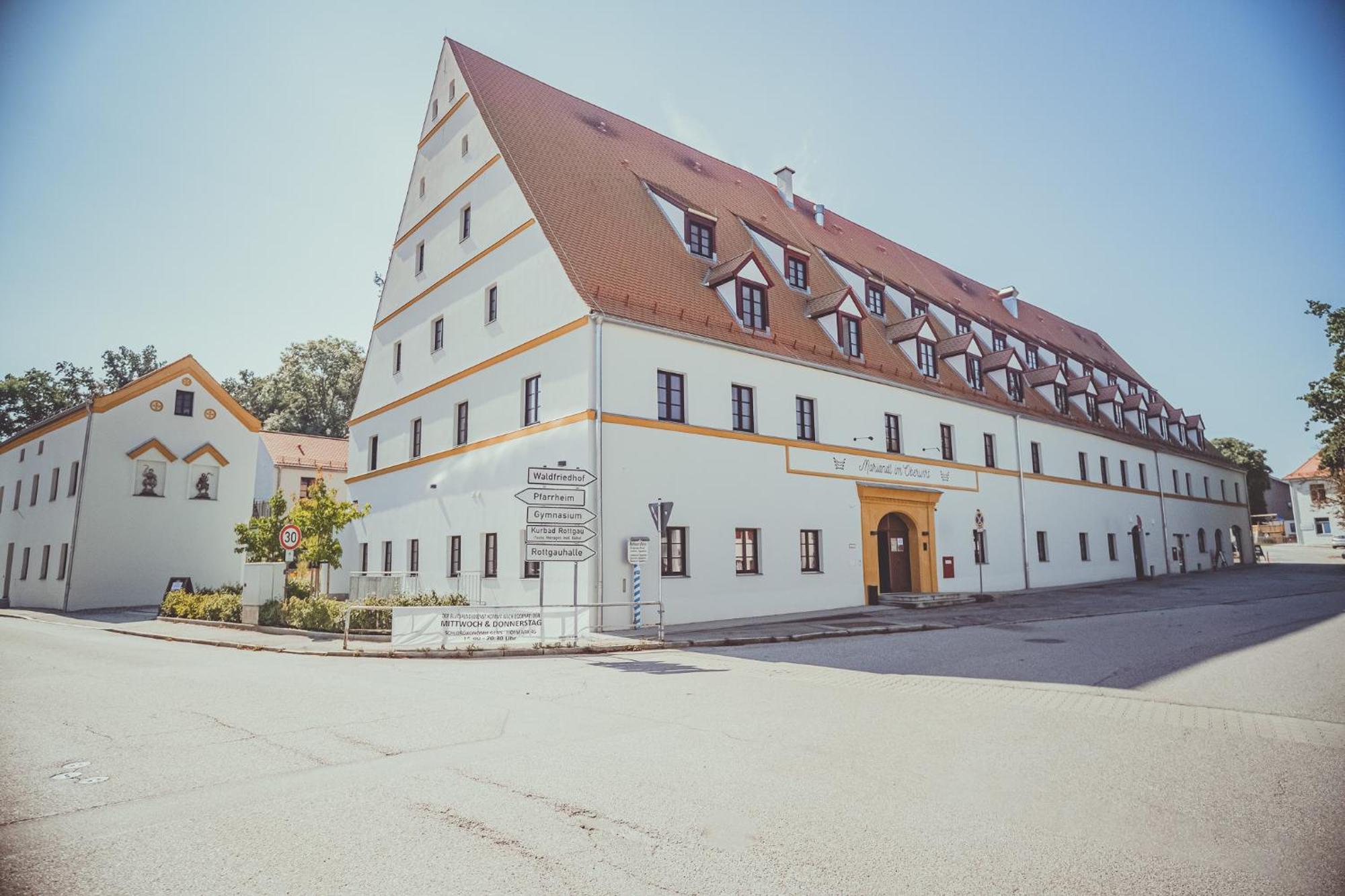 Mariandl Im Oberwirt Aparthotel Eggenfelden Exterior photo